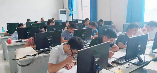 配图3 云和数据泛IT学院2019年暑期师资培养培训班圆满落幕.jpg