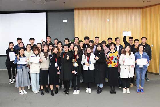 郑州UI培训班28期学员合影